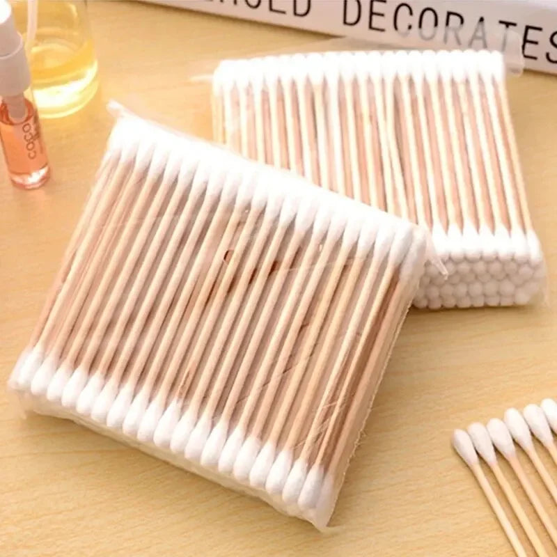 500pcs Double-Head Wooden Cotton Swabs – Makeup & Ear Cleaning Cotton Buds for Nose, Ears, Lipstick Application, and Beauty Tools