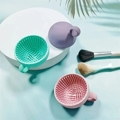 Silicone Makeup Brush Cleaner Bowl – Quick Clean Scrubber Pad, Non-Slip Deep Cleaning Tool for Cosmetic Brushes