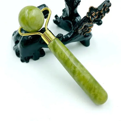 Natural Jade Face Roller Massager – Manual Facial Skin Care Tool for Face & Neck